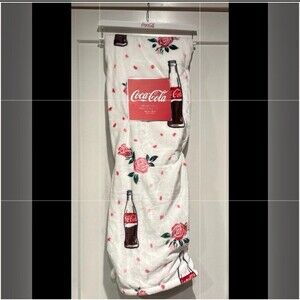 Viral Coca-Cola (Coke) Valentine Blanket